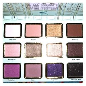 Eye shadow palette
